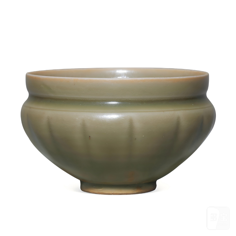 明代 青釉瓜棱钵